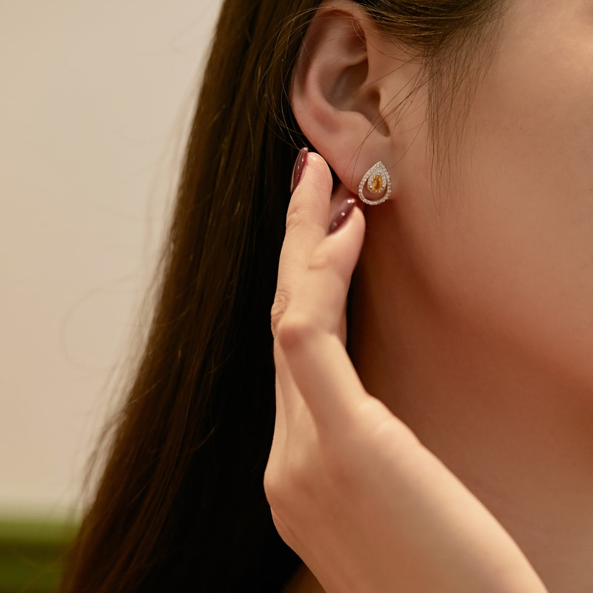 [Perla Lux]Sparkling Delicate Water Drop Shape Daily Earrings
