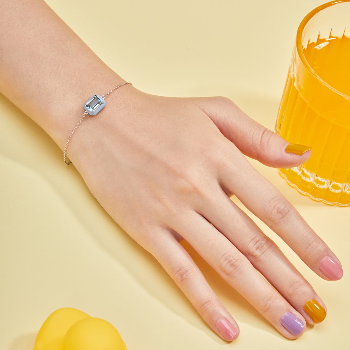 [Perla Lux]2.0 Carat Sparkling Colorful Emerald Cut Daily Bracelet