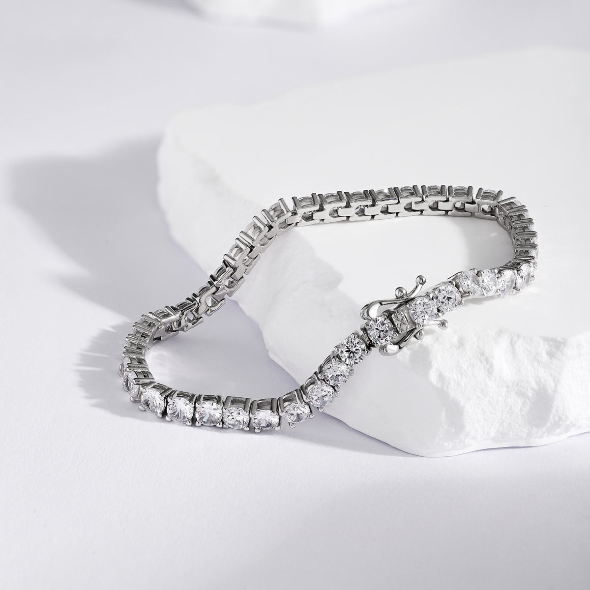[Perla Lux]Luxurious Ornate Round Cut Tennis Bracelet