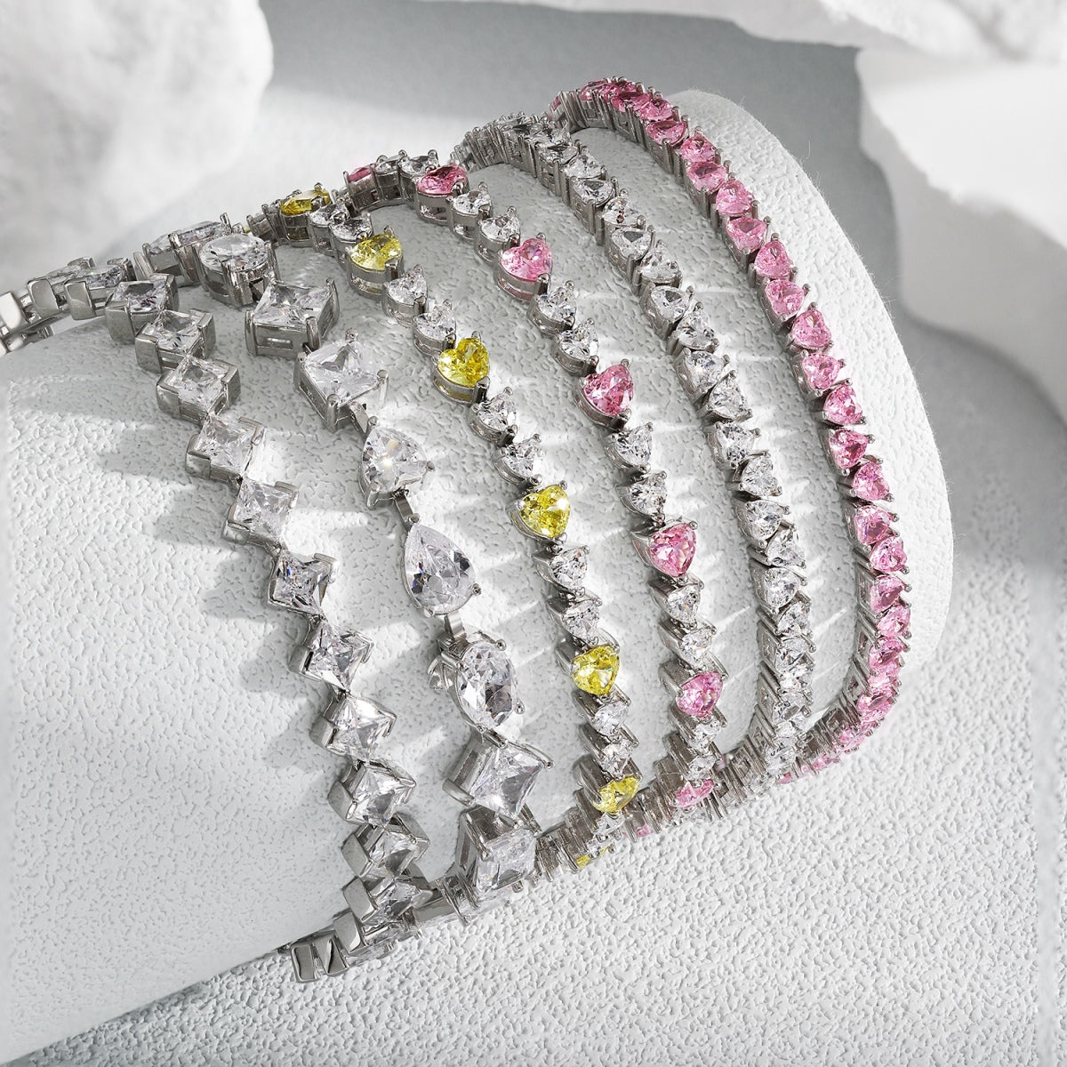 [Perla Lux]Unique Exquisite Multi Cut Daily Bracelet