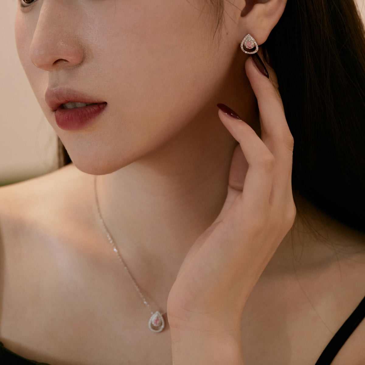 [Perla Lux]Sparkling Delicate Water Drop Shape Daily Earrings
