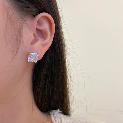 [Perla Lux]Delicate Square Shape Earrings