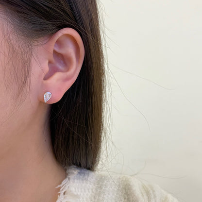 [Perla Lux]Ornate Water Drop Shape Earrings