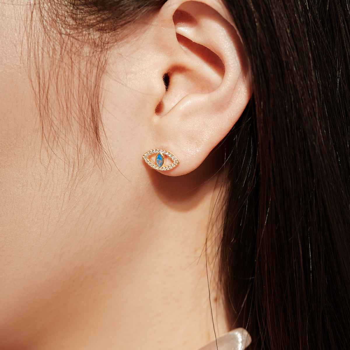 [Perla Lux]Blue Devil Eyes Hollow Stud Earrings