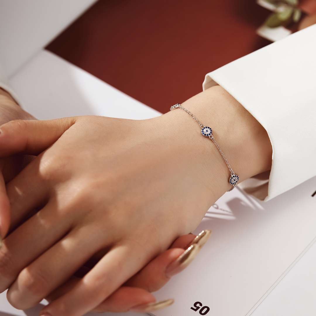 [Perla Lux]Delicate Round Shape Pendent Necklace