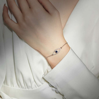 [Perla Lux]Devil's Eye Hollow Design Bracelet