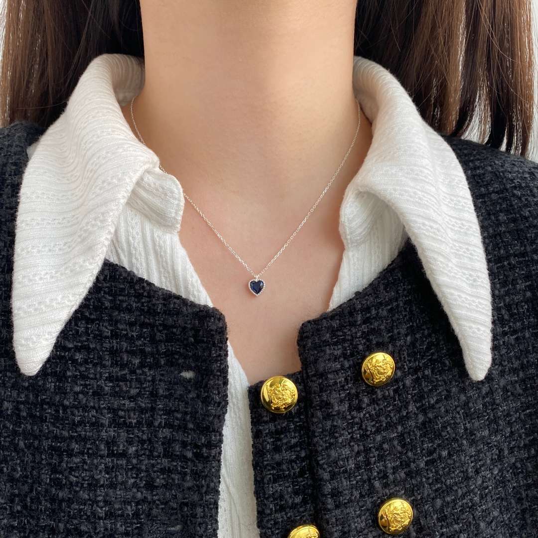 [Perla Lux]Ornate Heart Shape Necklace