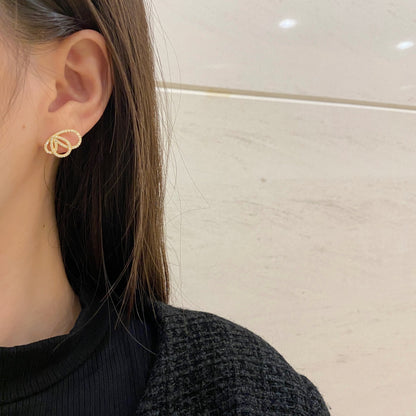 [Perla Lux]Exquisite Butterfly Shape Earrings