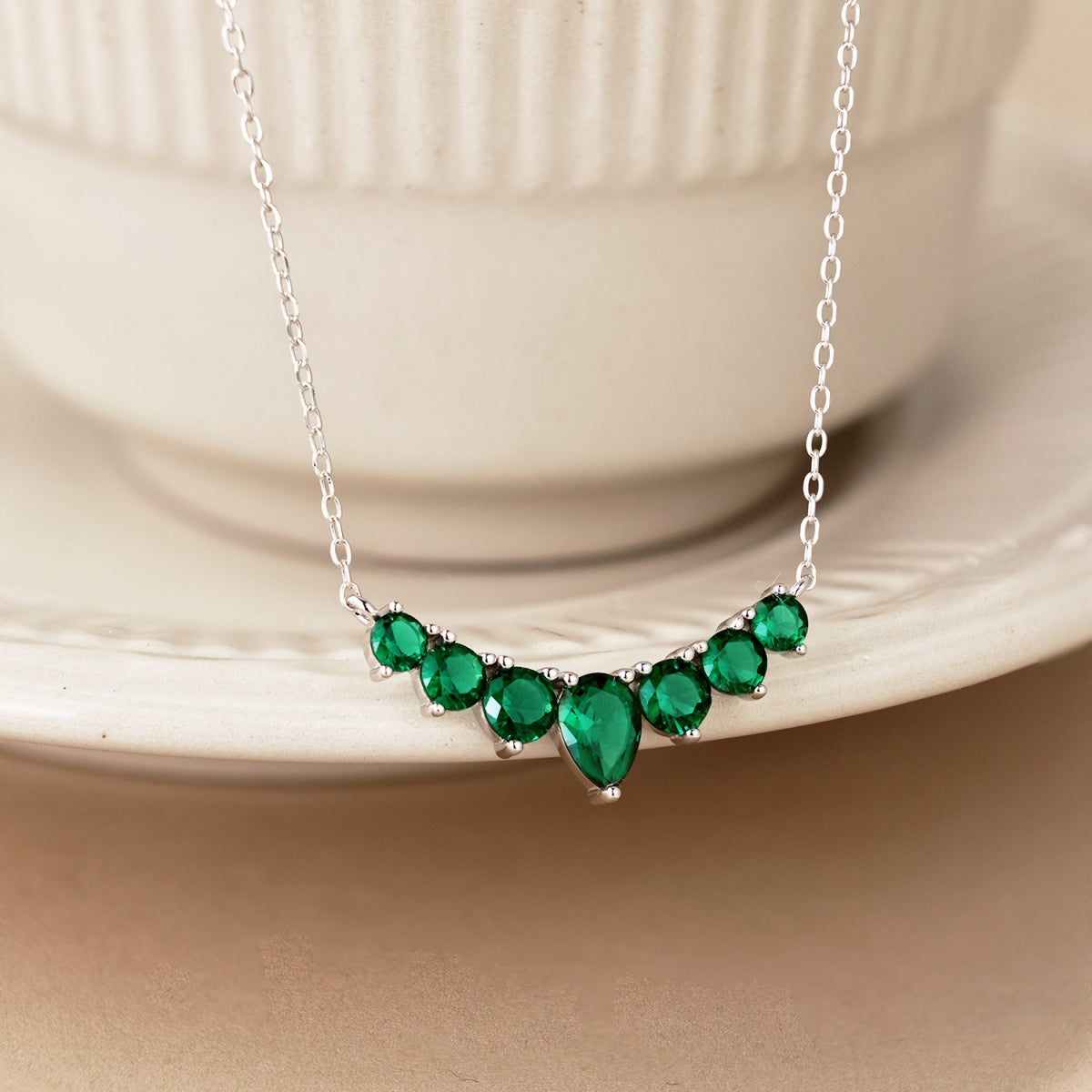 [Perla Lux]Dainty Colorful Heart Necklace