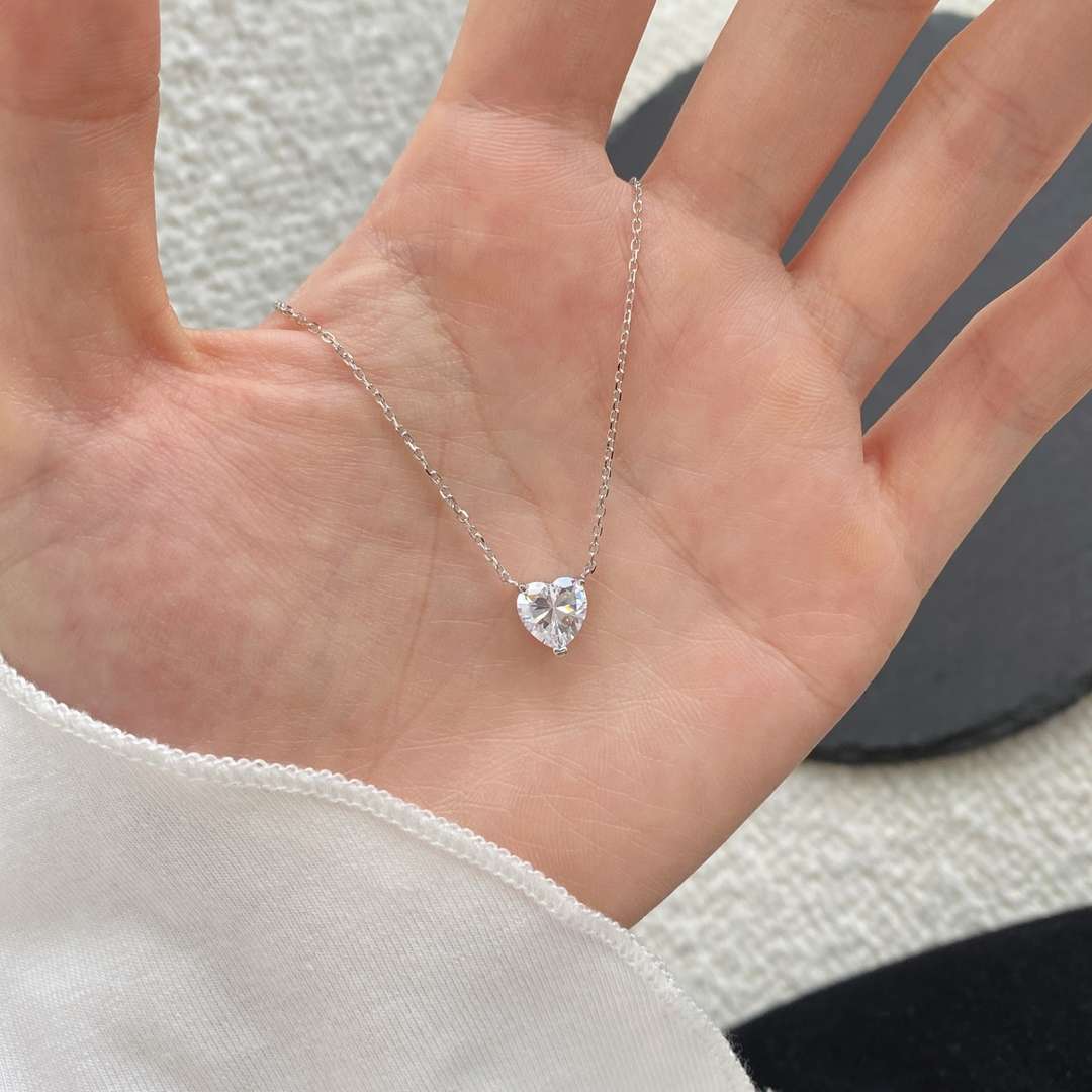 [Perla Lux]Heart Shape Main Stone Pendant Collarbone Necklace
