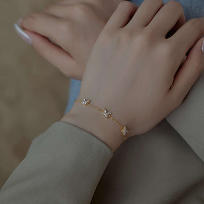 [Perla Lux]Radiant Butterfly Shape Necklace