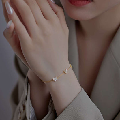 [Perla Lux]Radiant Butterfly Shape Necklace