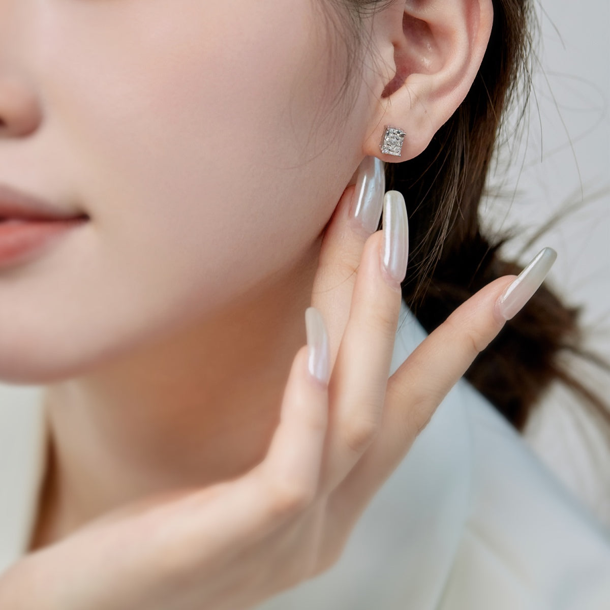 [Perla Lux]Radiant Luxurious Princess Cut Daily Earrings