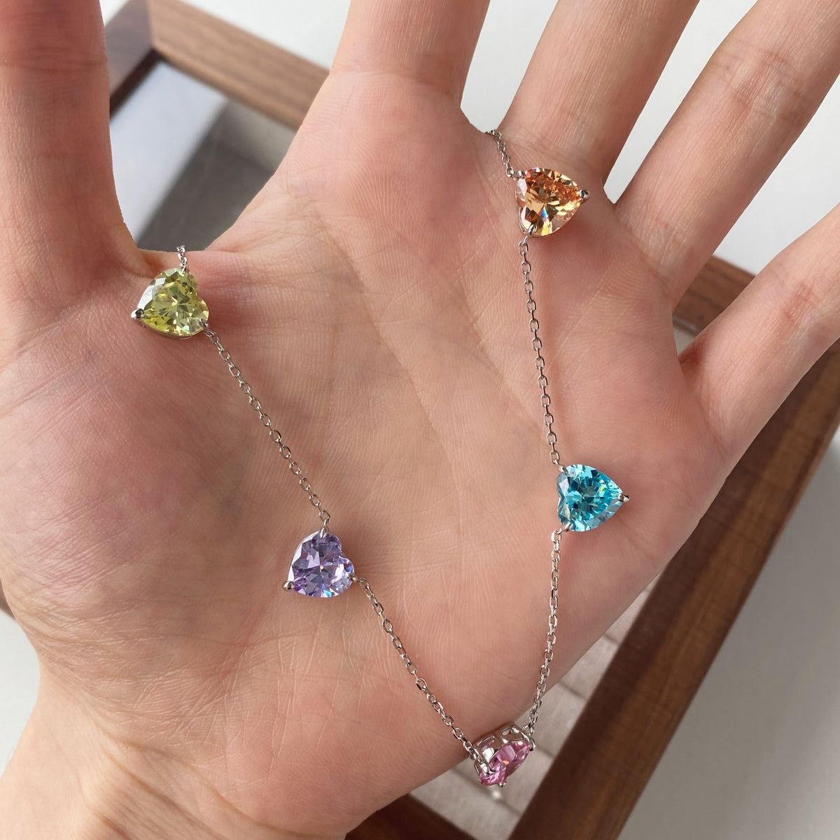 [Perla Lux]Sparkling Colorful Heart Cut Necklace