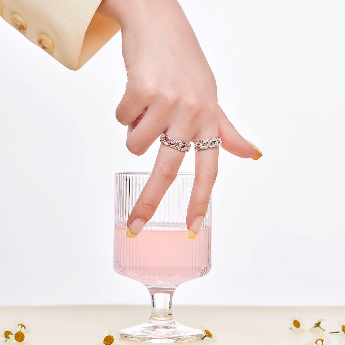 [Perla Lux]Sparkling Vibrant Emerald Cut Daily Ring