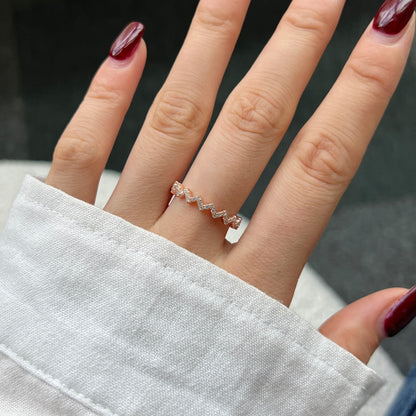 [Perla Lux]Delicate Enchanting Wave Shape Daily Ring