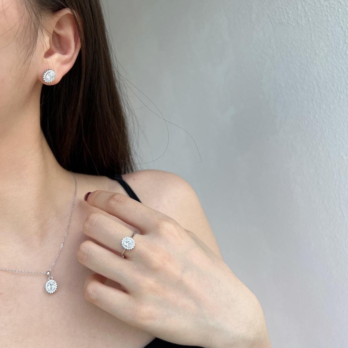 [Perla Lux]Delicate Radiant Oval Cut Daily Earrings