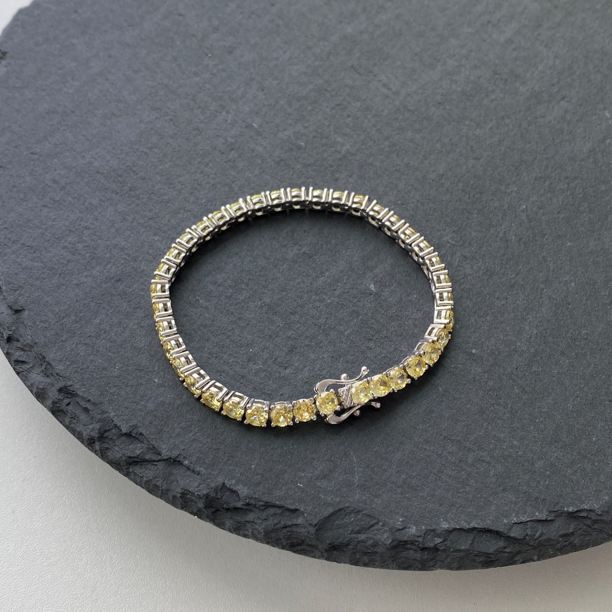 [Perla Lux]Ornate Dazzling Round Cut Tennis Bracelet