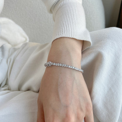 [Perla Lux]Dainty Charming Round Cut Tennis Bracelet