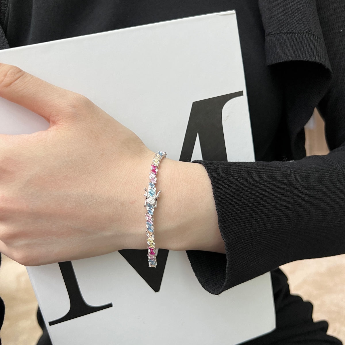 [Perla Lux]Ornate Sparkling Multi Cut Party Bracelet
