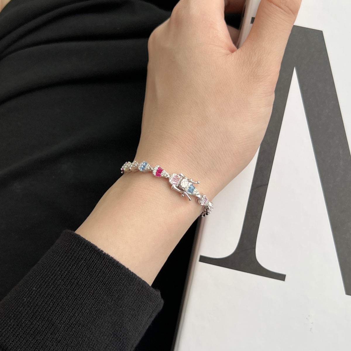 [Perla Lux]Radiant Water Drop Shape Daily Bracelet