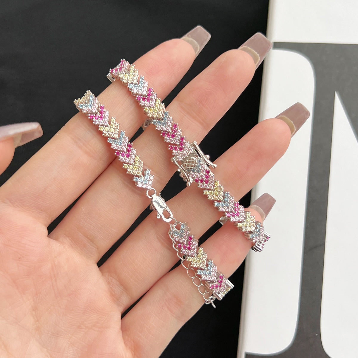[Perla Lux]Ornate Sparkling Round Cut Party Bracelet