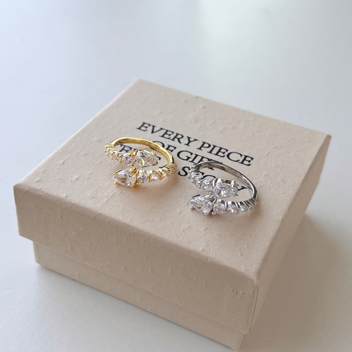 [Perla Lux]Delicate Lively Snake Shape Daily Ring