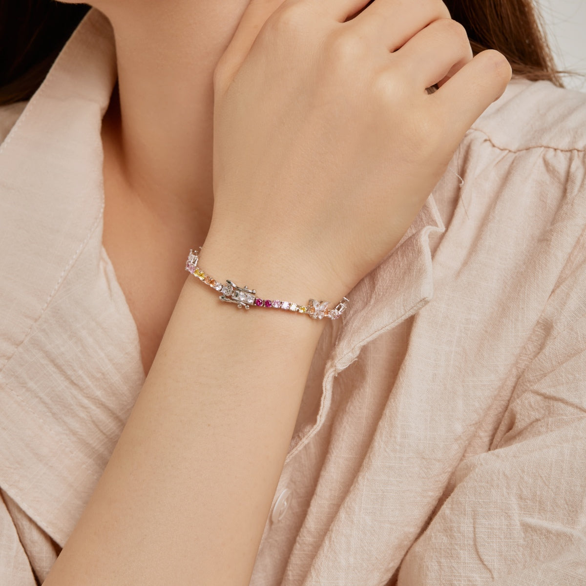 [Perla Lux]Ornate Colorful Butterfly Shape Round Cut Daily Bracelet