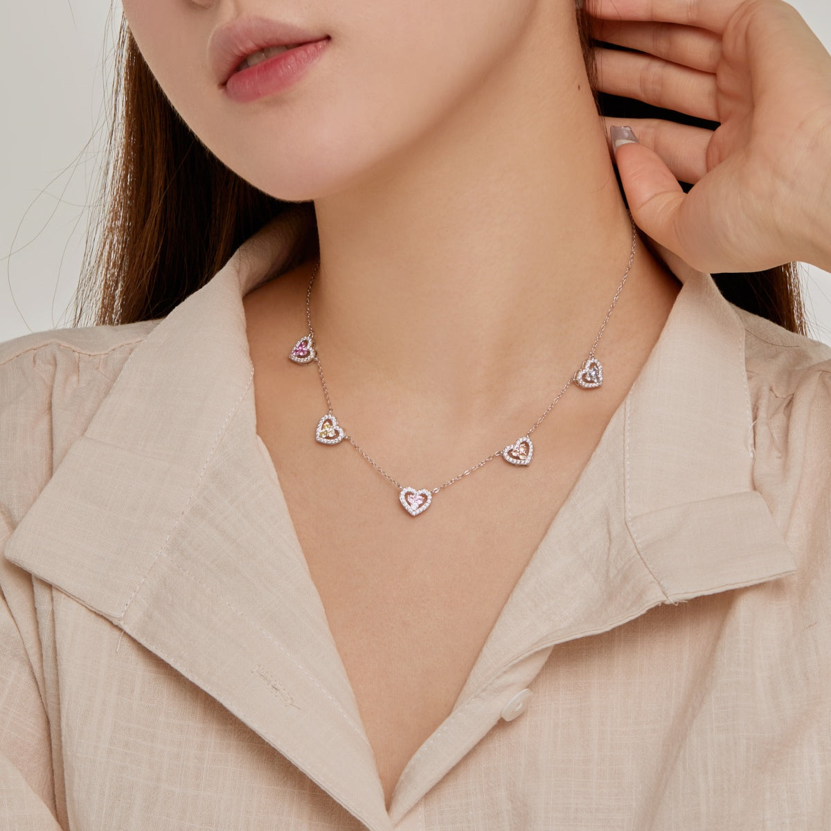 [Perla Lux]Sparkling Five Heart Necklace