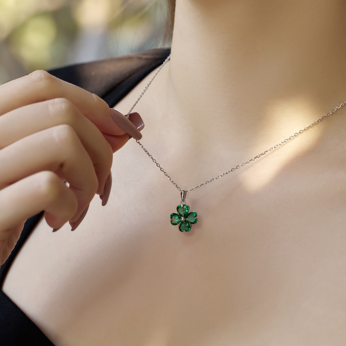 [Perla Lux]Heart-Shaped Four-Leaf Clover Bead Necklace