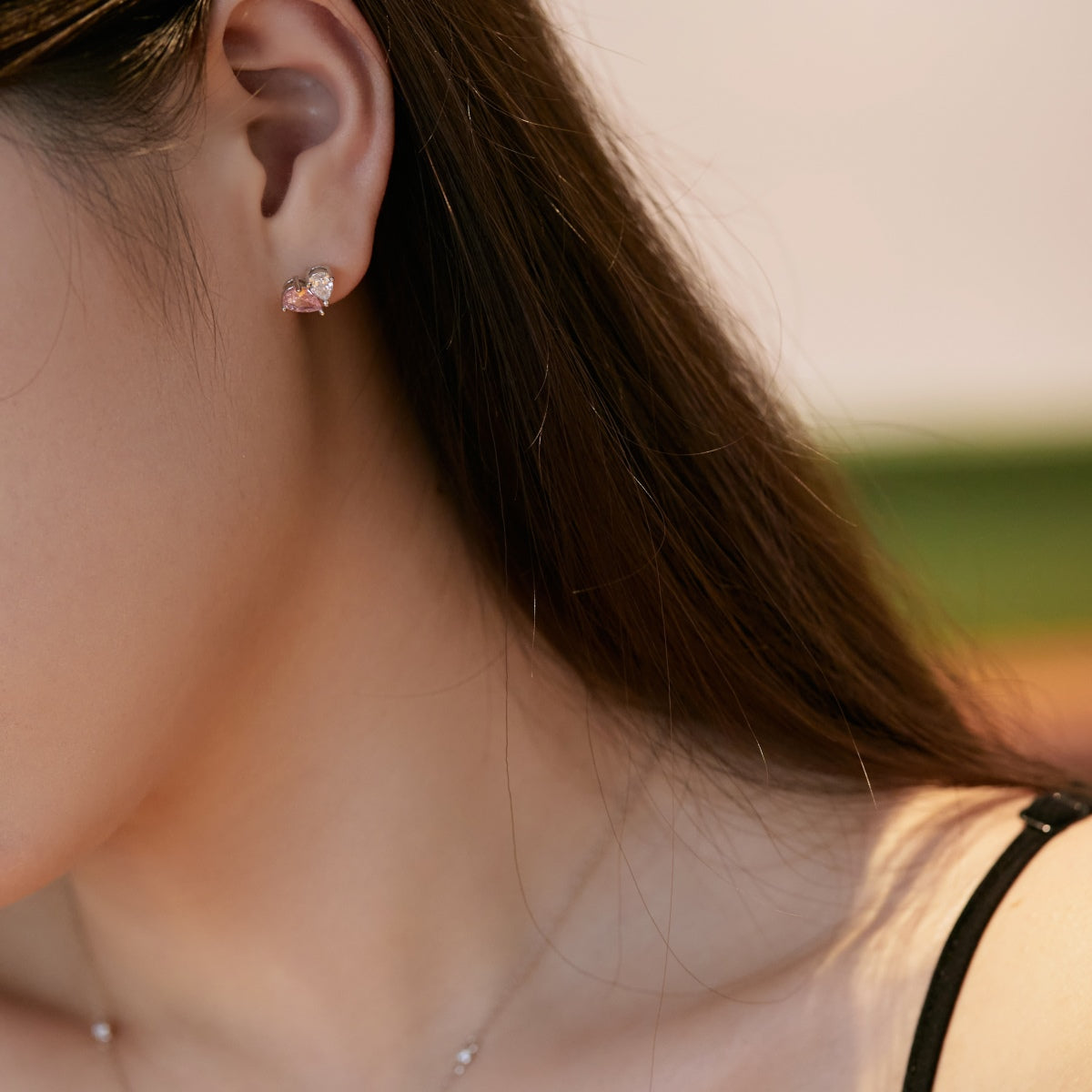 [Perla Lux]Dazzling Elegant Heart Cut Lover Earrings