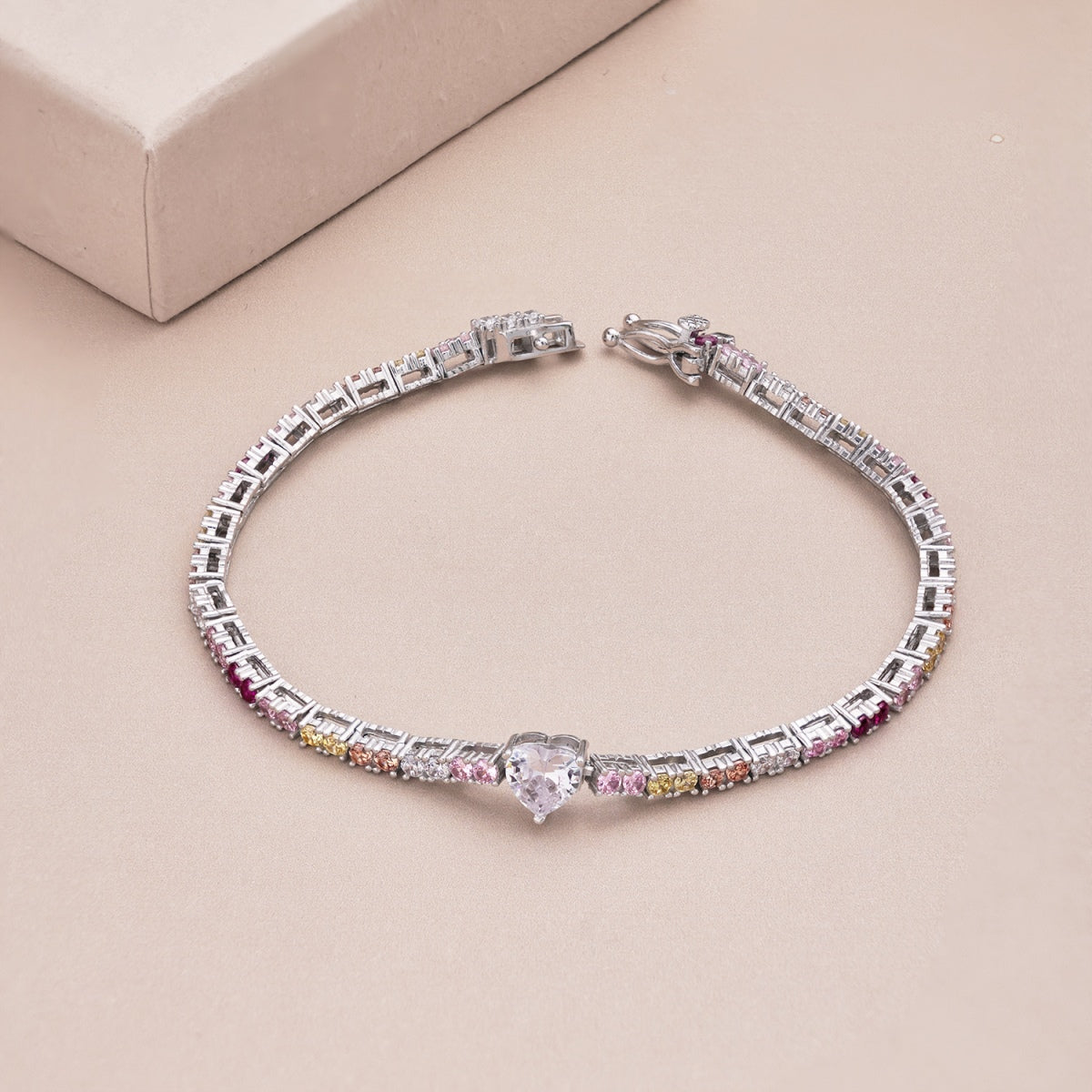 [Perla Lux]Delicate Romantic Heart Shape Lover Bracelet