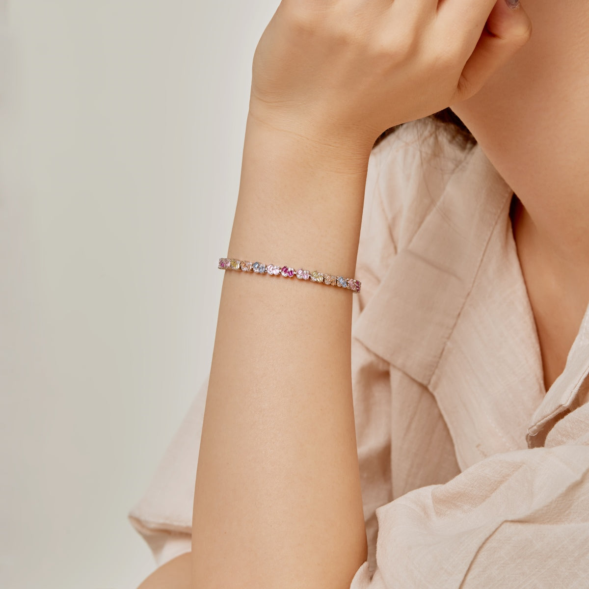 [Perla Lux]Ornate Colorful Flower Shape Party Bracelet