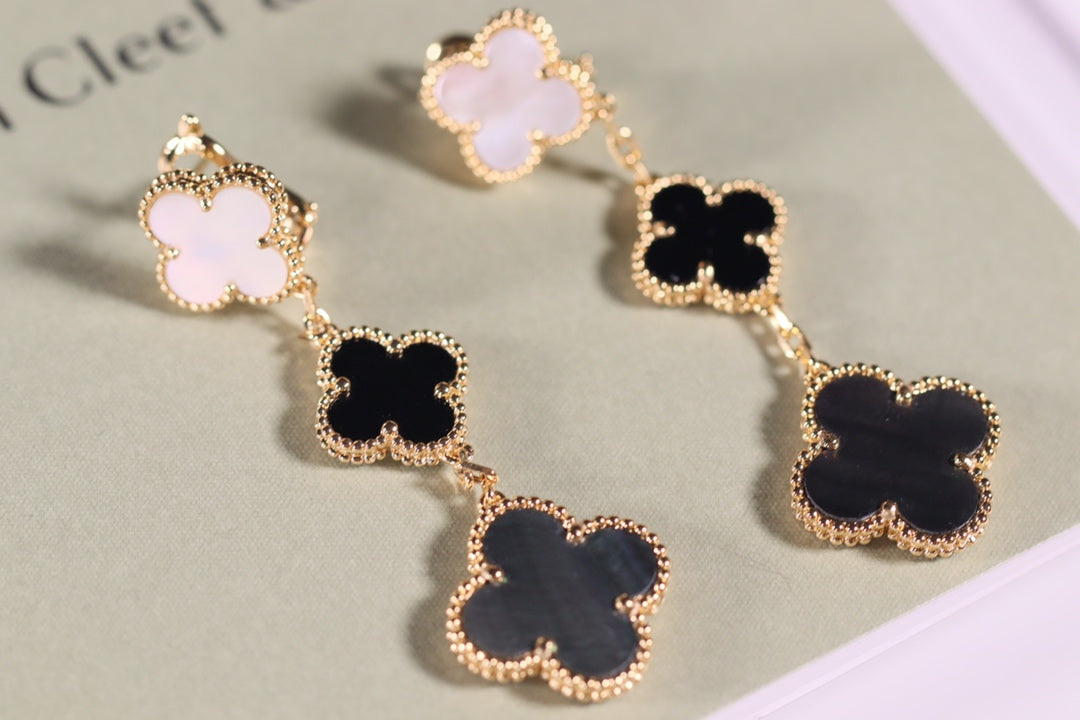 [Perla Lux]CLOVER EARRINGS GOLD ONYX MOP 3 MOTIF