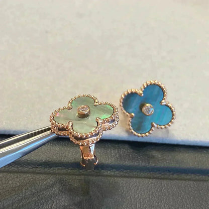 [Perla Lux]CLOVER MEDIUM 1 MOTIFS GRAY MOP  DIAMOND EARRINGS