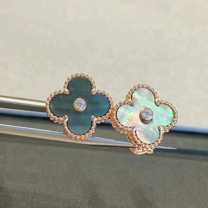 [Perla Lux]CLOVER MEDIUM 1 MOTIFS GRAY MOP  DIAMOND EARRINGS