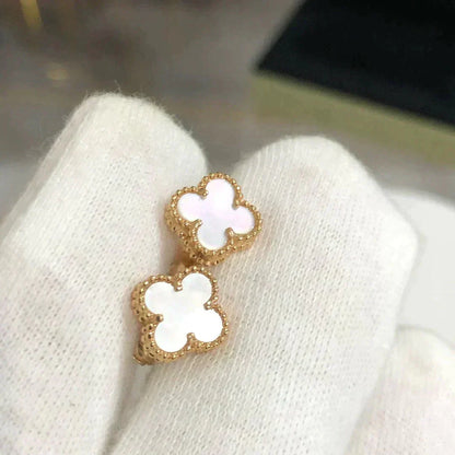 [Perla Lux]CLOVER MINI 9.5MM WHITE MOP EARRINGS