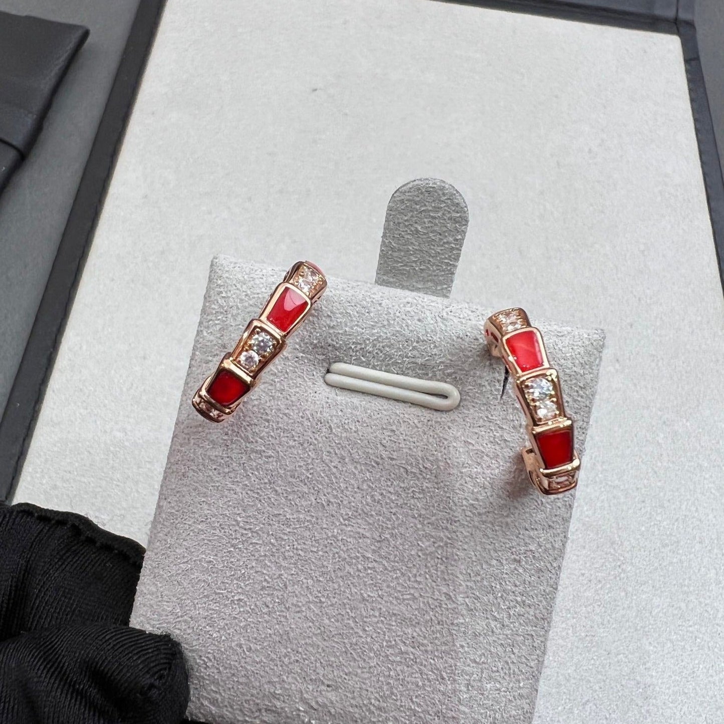 [Perla Lux]SERPENTI CARNELIAN PINK GOLD EARRINGS