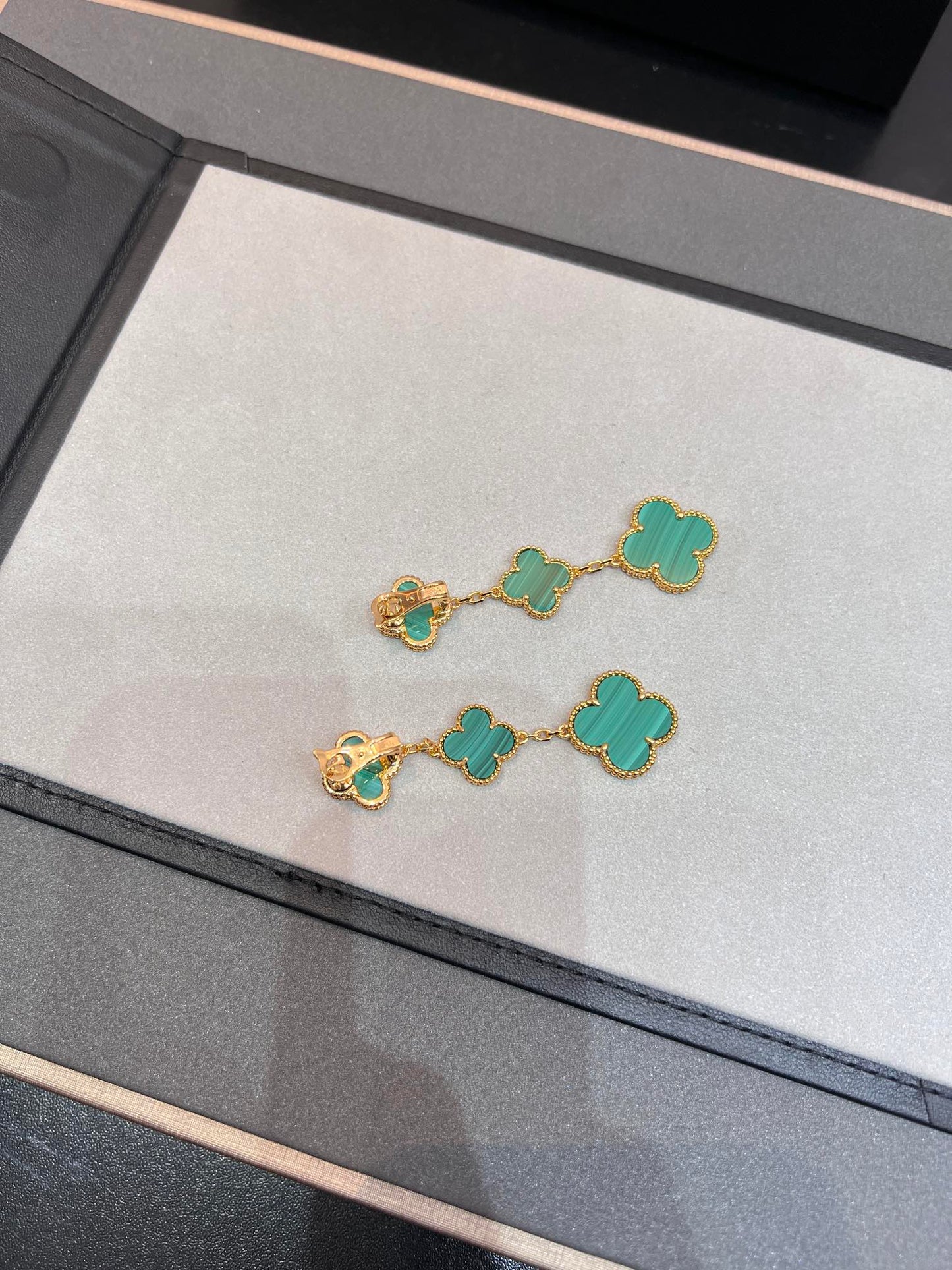 [Perla Lux]CLOVER MALACHITE 3 MOTIFS GOLD