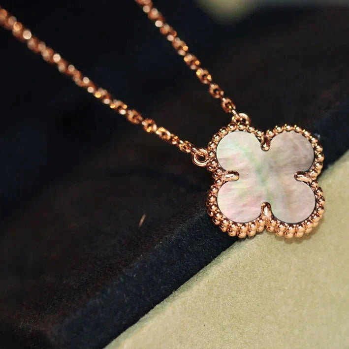 [Perla Lux]CLOVER 15MM  GRAY MOTHER OF PEARL NECKLACE