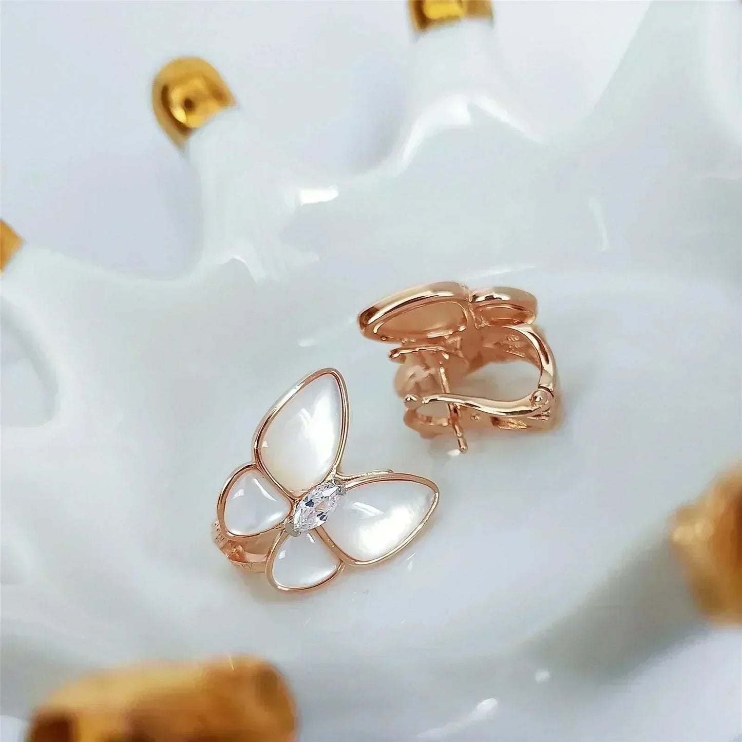 [Perla Lux]BUTTERFLY MOP DIAMOND EARRINGS