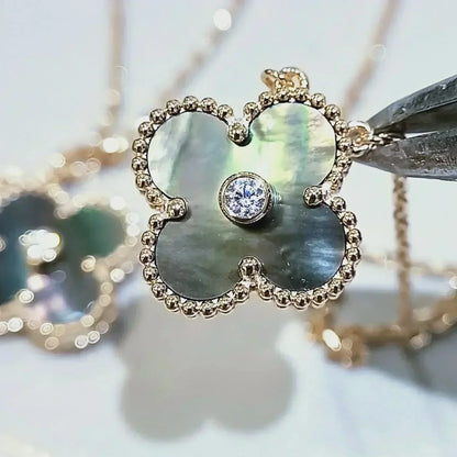 [Perla Lux]CLOVER 15MM DIAMOND AND MOTHER-OF-GREY NECKLACE