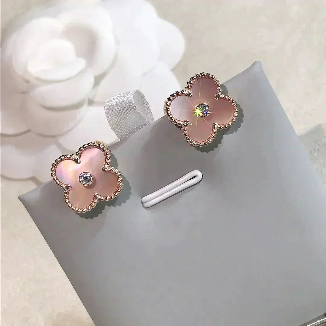 [Perla Lux]CLOVER MEDIUM 1 MOTIFS  PINK MOP DIAMOND EARRINGS