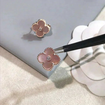 [Perla Lux]CLOVER MEDIUM 1 MOTIFS  PINK MOP DIAMOND EARRINGS