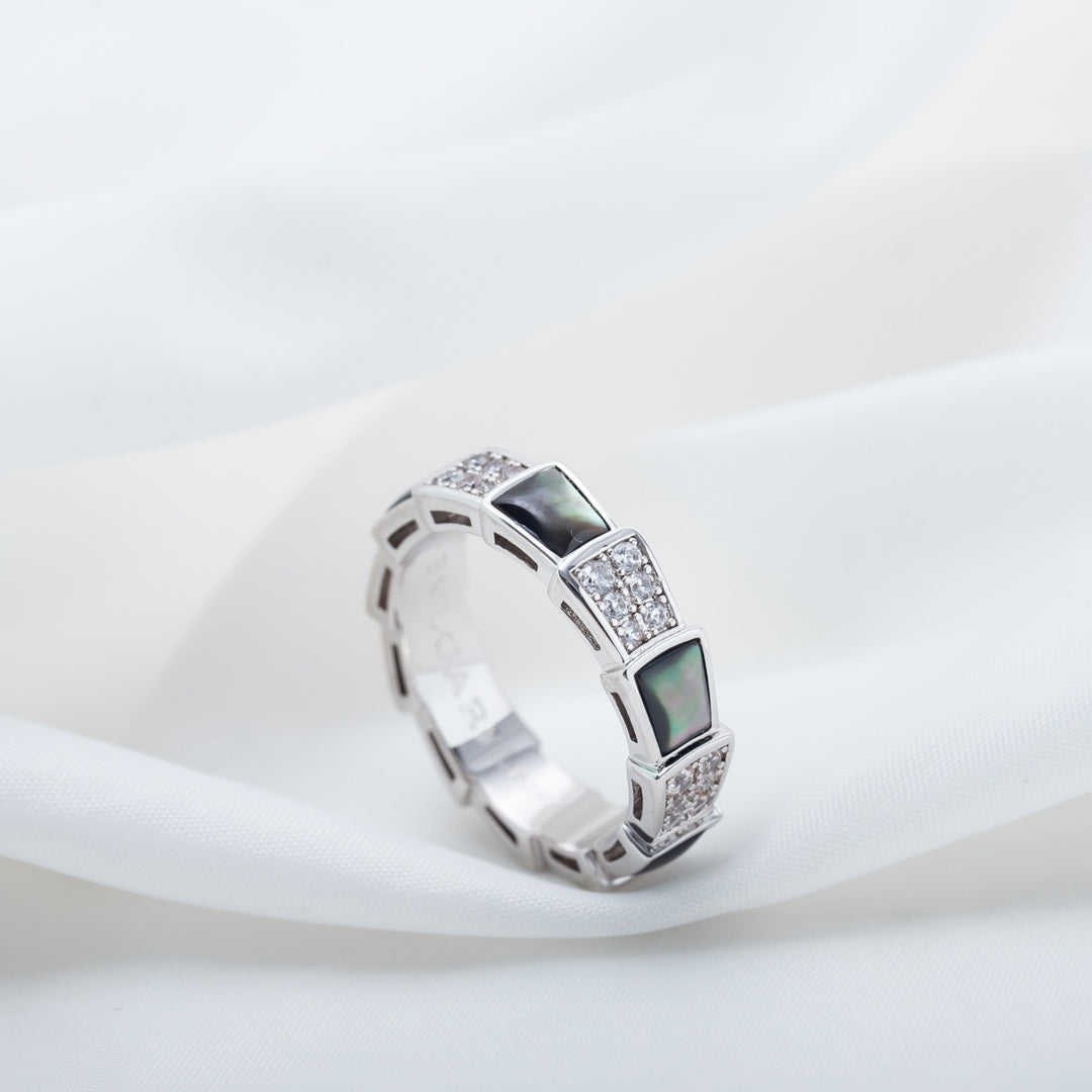 [Perla Lux]SERPENTI RING SILVER DIAMOND BLACK MOP 4MM