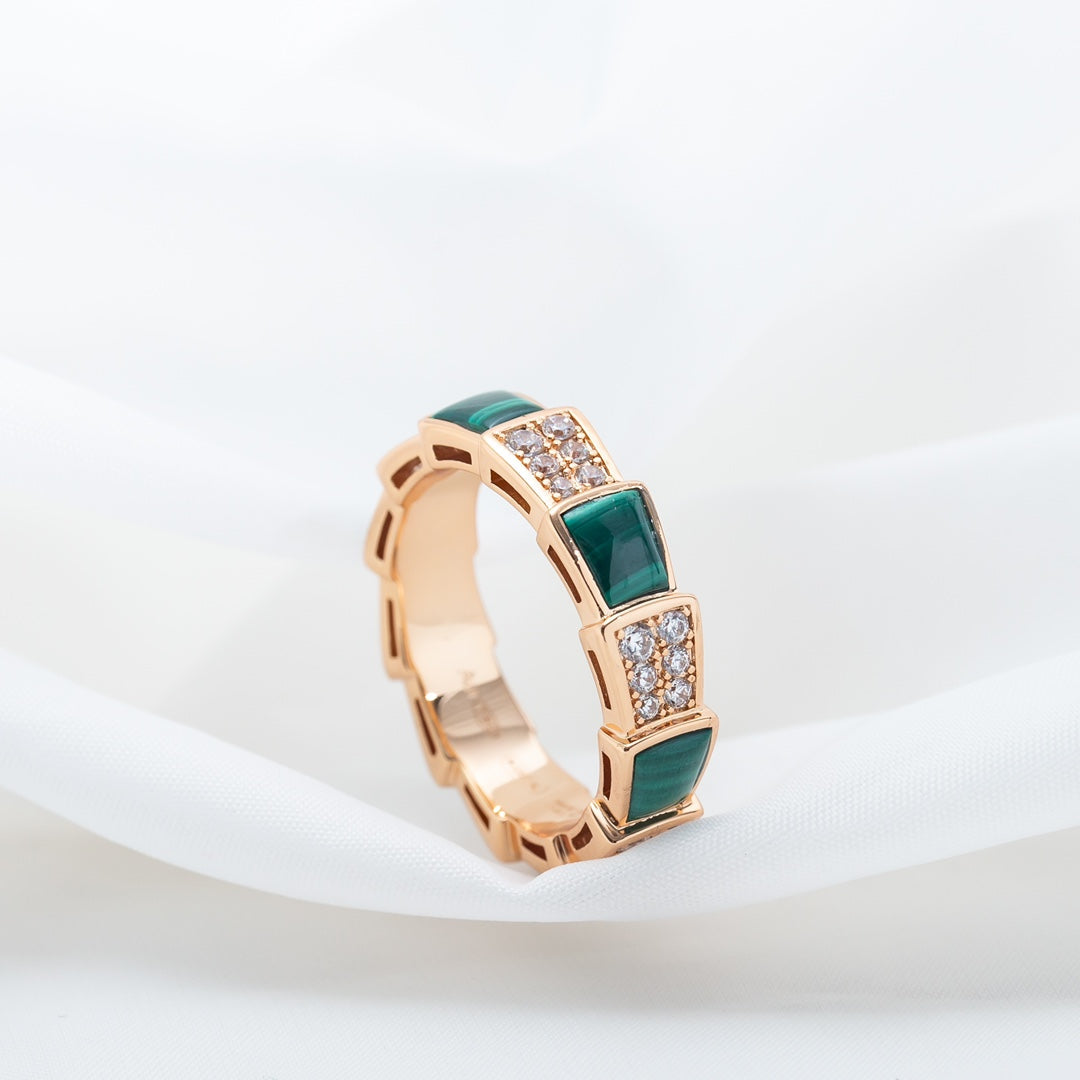 [Perla Lux]SERPENTI RING PINK GOLD MALACHITE DIAMOND PAVED 4MM