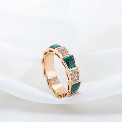 [Perla Lux]SERPENTI RING PINK GOLD MALACHITE DIAMOND PAVED 4MM