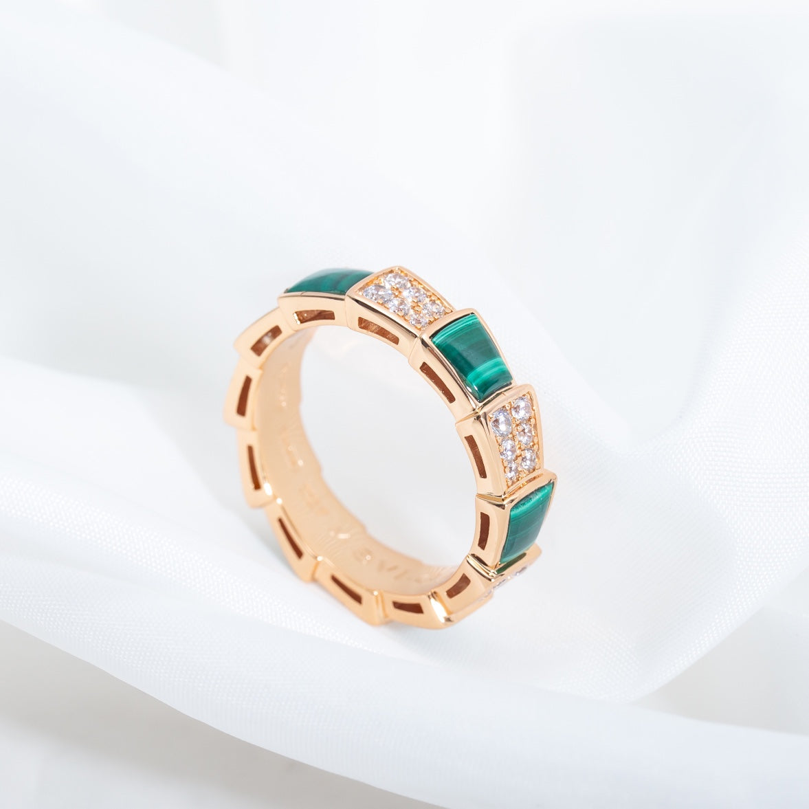 [Perla Lux]SERPENTI RING PINK GOLD MALACHITE DIAMOND PAVED 4MM