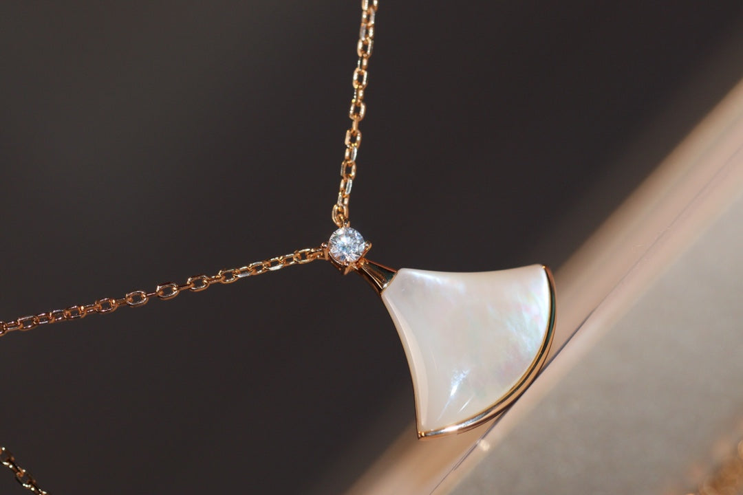 [Perla Lux]DREAM NECKLACE WHITE MOP PINK GOLD 1 DIAMOND