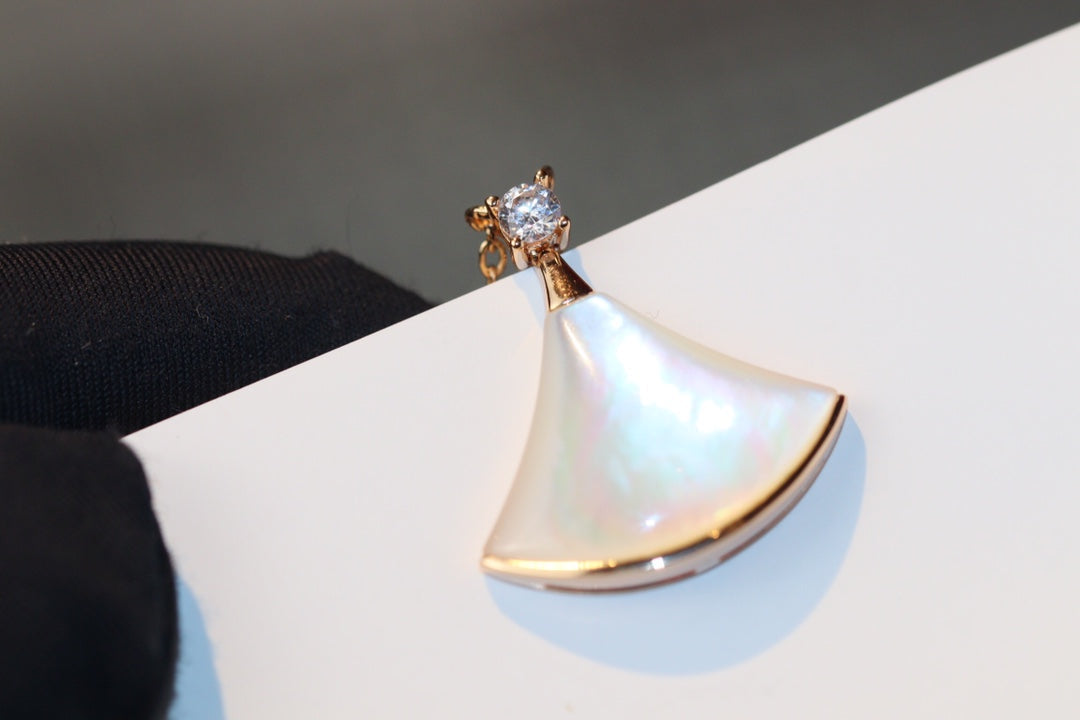 [Perla Lux]DREAM NECKLACE WHITE MOP PINK GOLD 1 DIAMOND